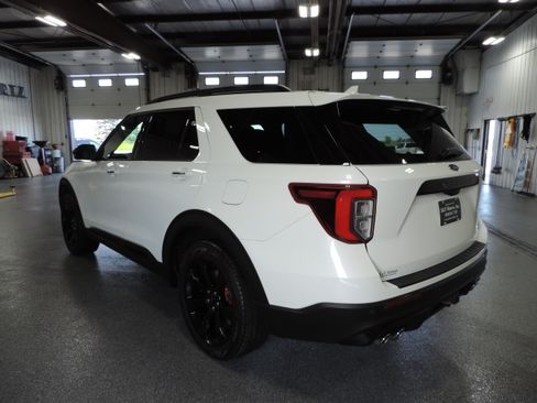 Used 2023 Ford Explorer 4WD ST image 20