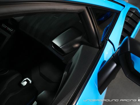 Used 2022 Lamborghini Huracan STO Coupe RWD image 15