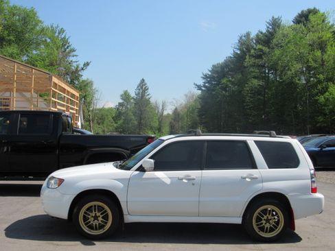 Used 2008 Subaru Forester 2.5X Premium AWD/4WD image 2