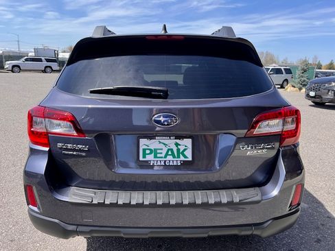 Used 2017 Subaru Outback 2.5i Limited image 4
