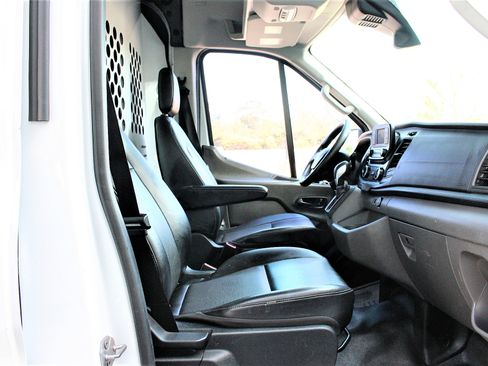 Used 2020 Ford Transit 250 Medium Roof RWD image 20