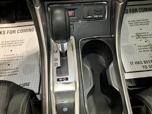 Used 2021 Subaru Ascent Premium image 15