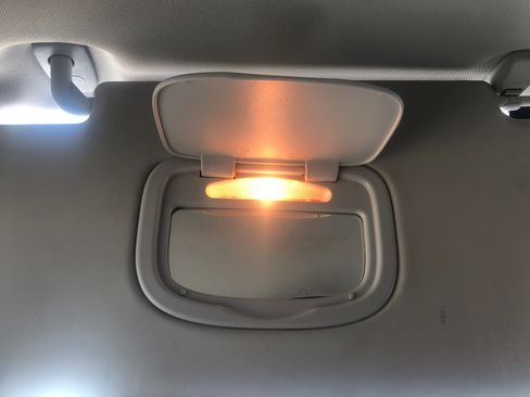 Used 2015 Jeep Renegade Trailhawk image 16