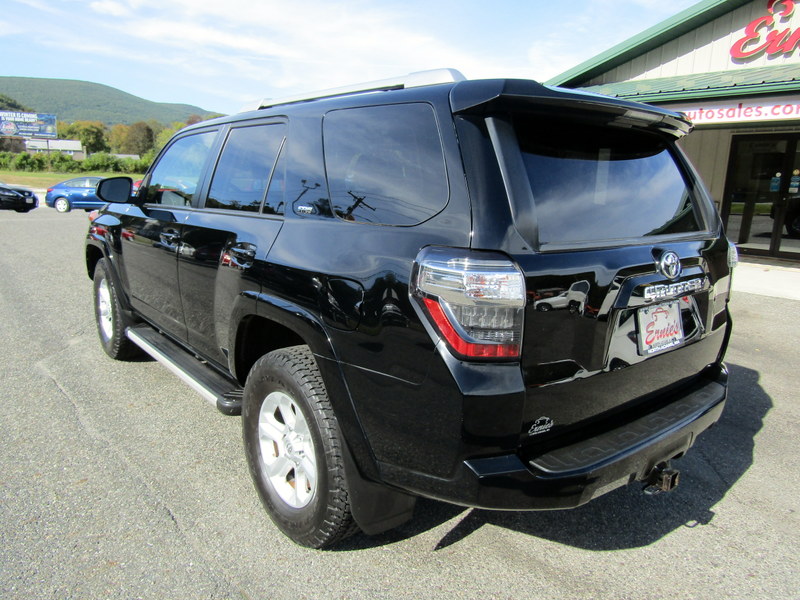 Used 2014 Toyota 4Runner 4WD image 3