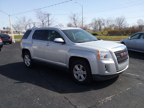 Used 2015 GMC Terrain SLE image 3