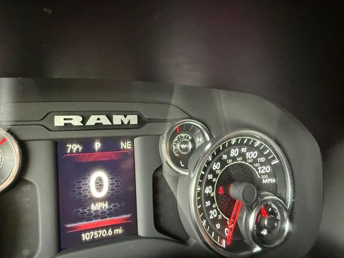Used 2023 RAM 2500 4x4 Crew Cab Tradesman image 11