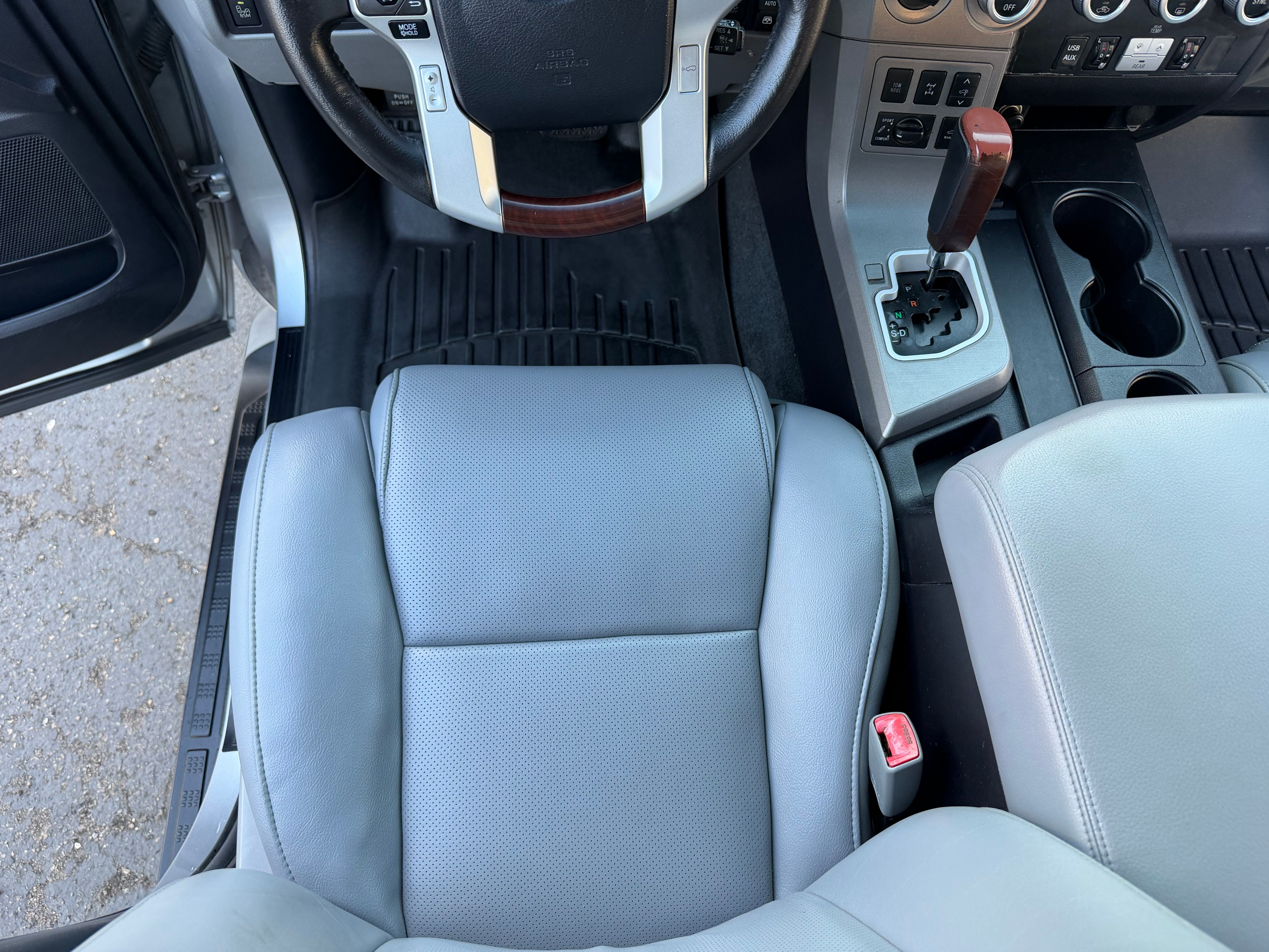 Used 2015 Toyota Sequoia Platinum AWD/4WD image 22