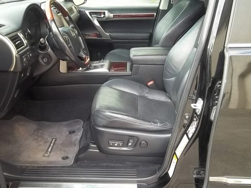 Used 2015 Lexus GX 460 4WD Premium 4.6L 8-Cyl SUV image 24
