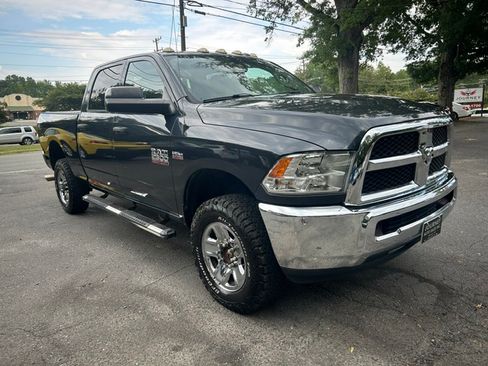 Used 2016 RAM 2500 4x4 Crew Cab ST image 37