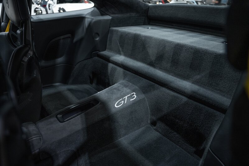 Used 2018 Porsche 911 GT3 RWD image 23