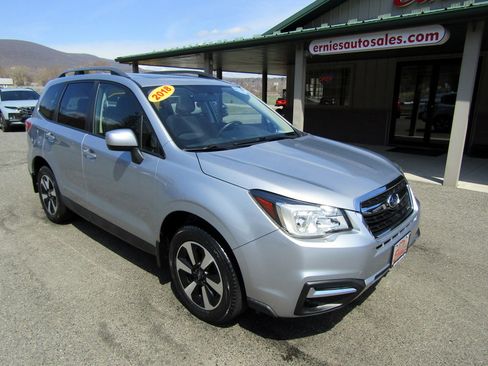 Used 2018 Subaru Forester 2.5i Premium image 2