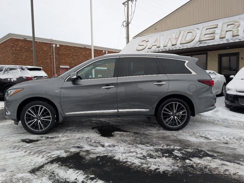 Used 2020 INFINITI QX60 Signature Edition image 2