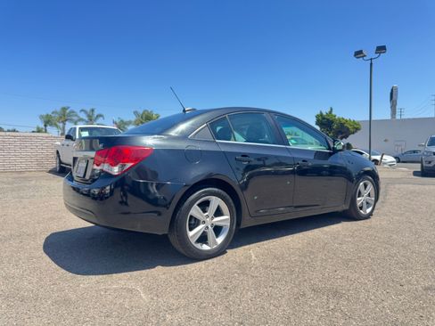 Used 2015 Chevrolet Cruze LT FWD image 11