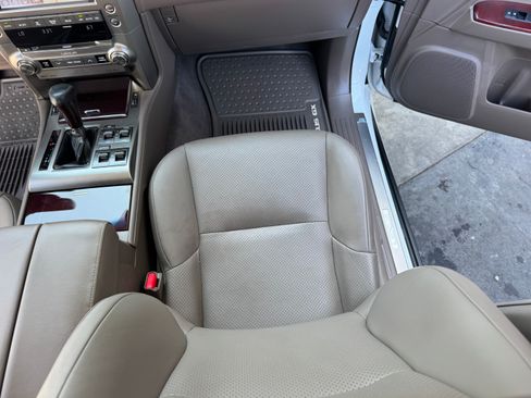 Used 2019 Lexus GX 460 Luxury image 38