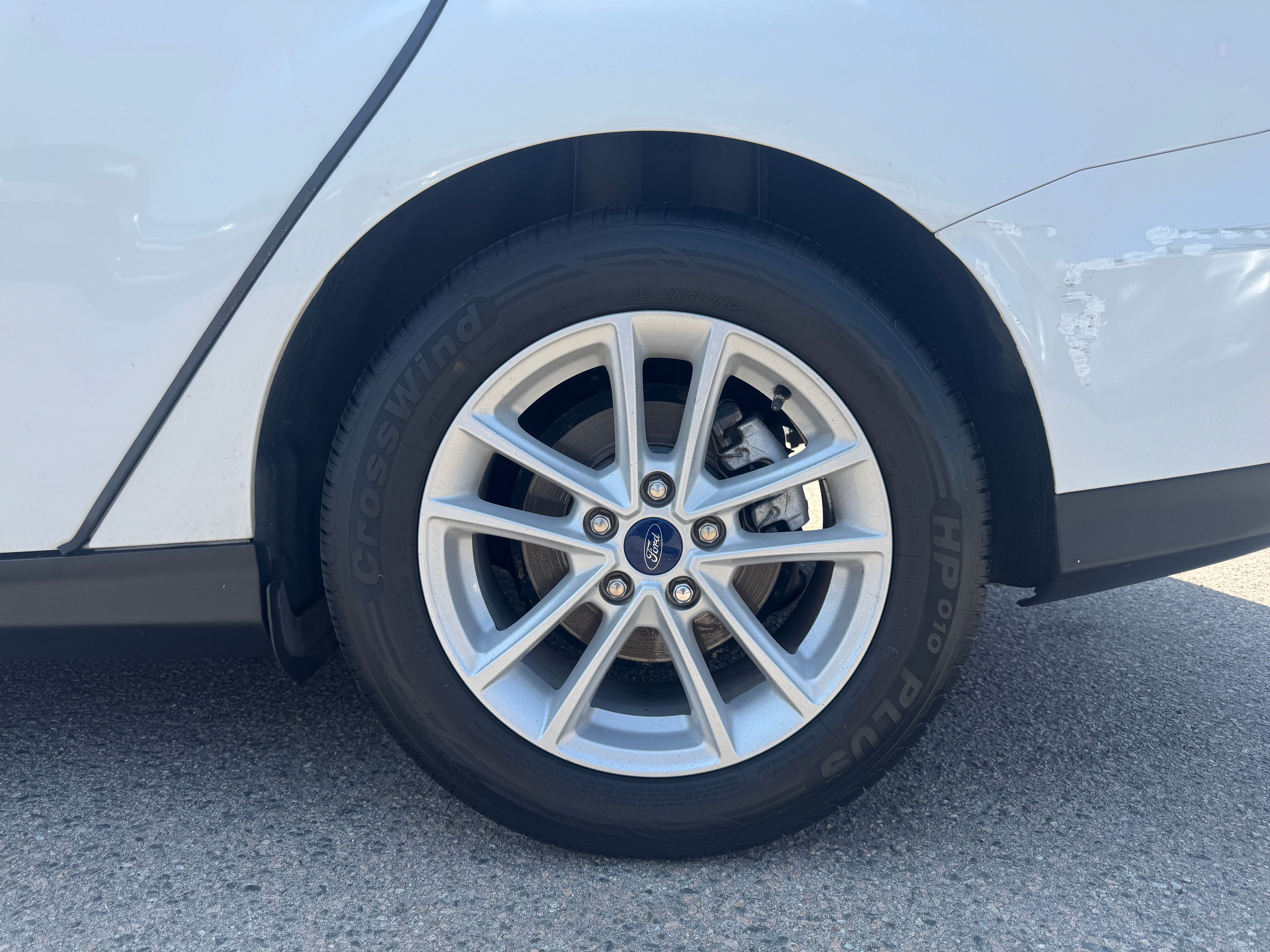 Used 2018 Ford Focus SE Sedan FWD image 16