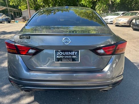Used 2020 Nissan Altima 2.5 SL FWD image 5