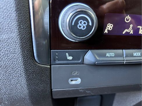 Used 2021 Chevrolet Tahoe RST image 44