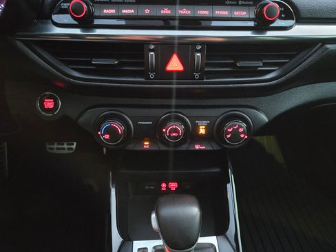 Used 2021 Kia Forte GT-Line image 31