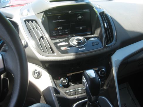 Used 2013 Ford Escape 4WD SEL image 11