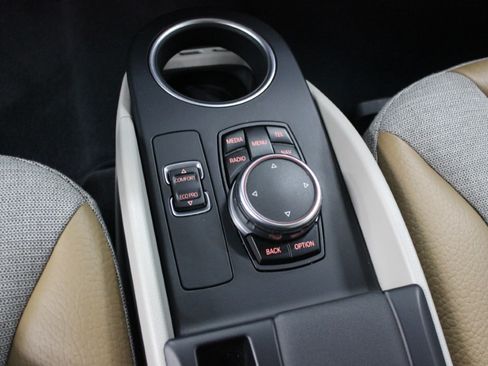 Used 2015 BMW i3 image 21