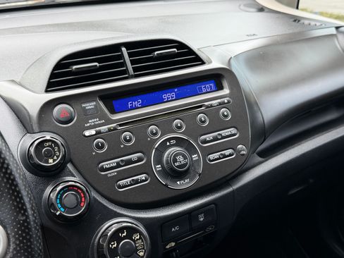 Used 2013 Honda Fit Sport image 53