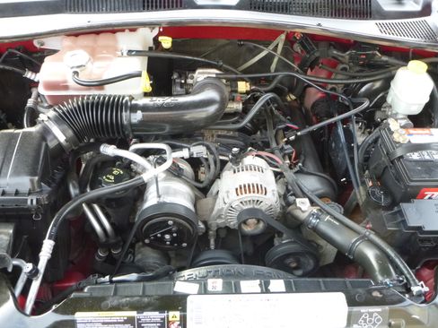 Used 2006 Jeep Liberty Sport image 29