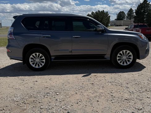Used 2018 Lexus GX 460 AWD/4WD image 1