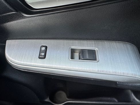 Used 2014 Toyota Camry FWD image 17