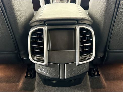 Used 2012 Porsche Cayenne image 28