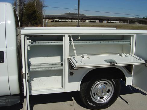 Used 2016 Ford F250 XL image 5