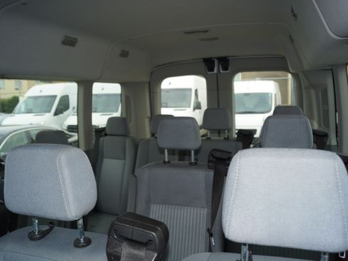 Used 2017 Ford Transit 350 image 17