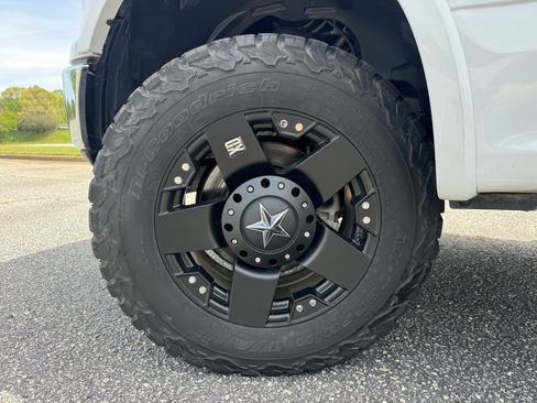 Used 2020 Ford F150 Lariat image 17