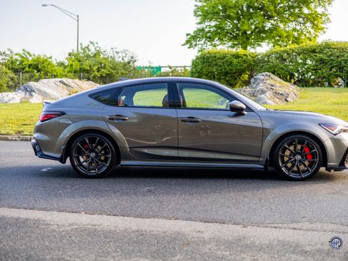 Used 2024 Acura Integra Type S FWD image 19
