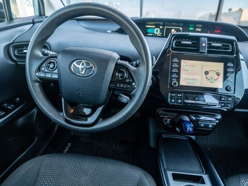 Used 2020 Toyota Prius image 35