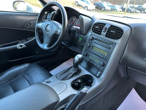 Used 2007 Chevrolet Corvette w/ 3LT image 13