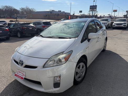Used 2010 Toyota Prius Four image 4