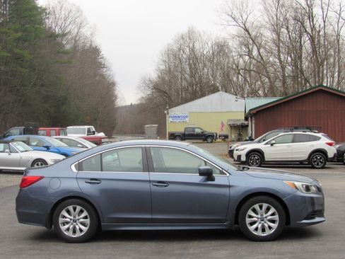Used 2015 Subaru Legacy 2.5i Premium image 10