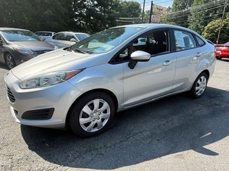 Used 2015 Ford Fiesta S image 1