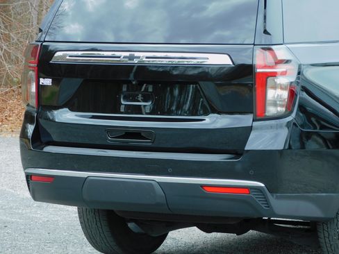 Used 2023 Chevrolet Tahoe LS image 10