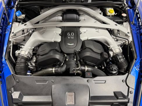 Used 2014 Aston Martin DB9 RWD image 41