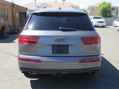 Used 2018 Audi Q7 3.0T Quattro S Line Prestige S AWD/4WD image 11