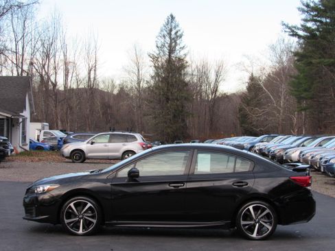 Used 2022 Subaru Impreza 2.0i Sport image 7