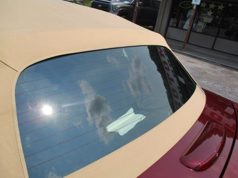 Used 2004 Ford Thunderbird Deluxe RWD image 57