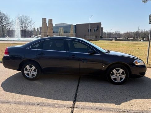 Used 2008 Chevrolet Impala LS image 3