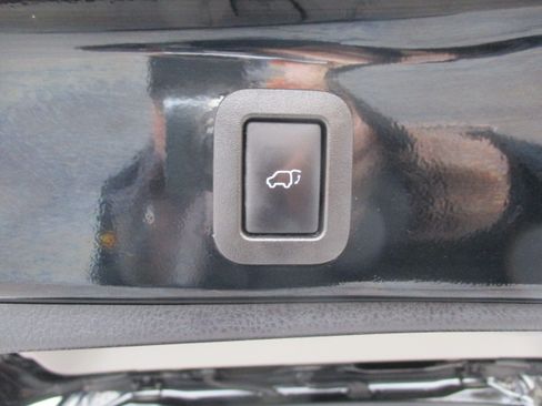 Used 2018 Toyota Highlander XLE image 71