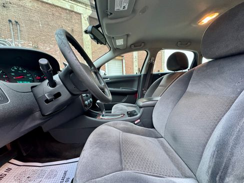 Used 2011 Chevrolet Impala image 10