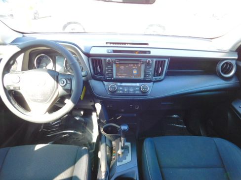 Used 2016 Toyota RAV4 XLE image 12