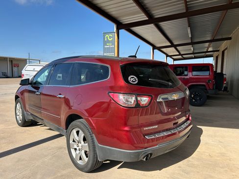 Used 2017 Chevrolet Traverse Premier image 3