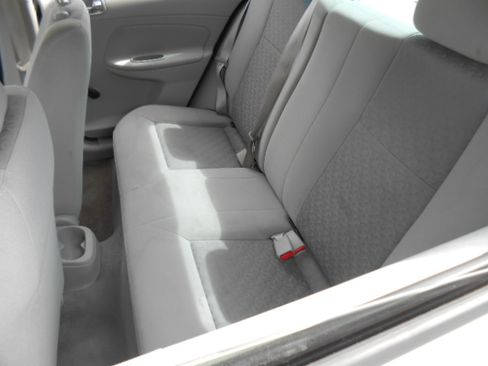 Used 2009 Chevrolet Cobalt LS Sedan FWD image 12
