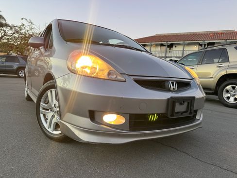 Used 2008 Honda Fit Sport image 12